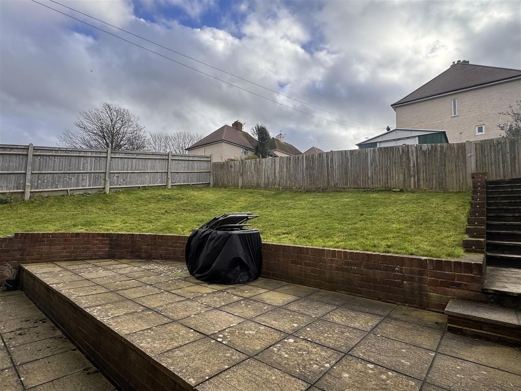 Property photo 2 of 14 Rear