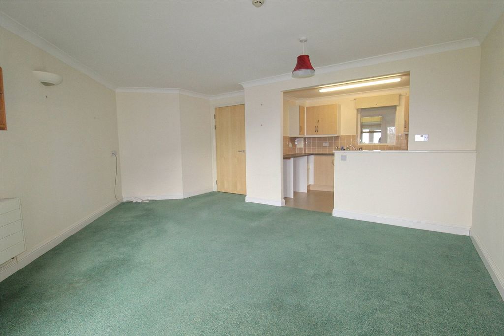 Property photo 3 of 15 Picture No. 11