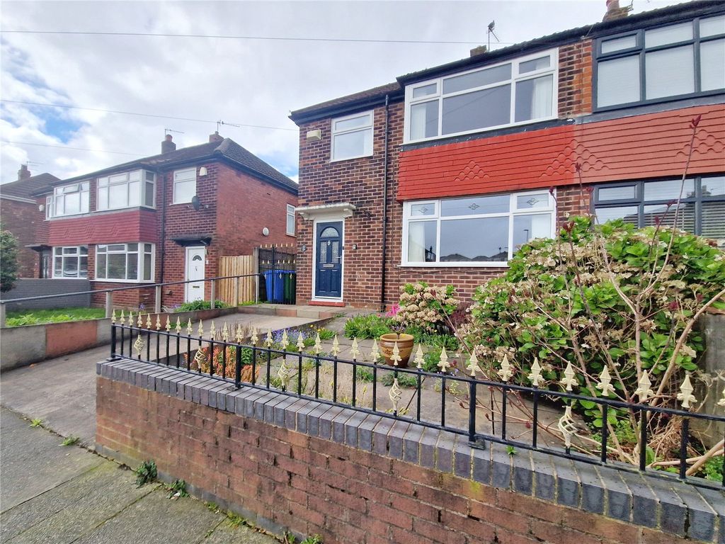 Property photo 2 of 19 Picture No. 24