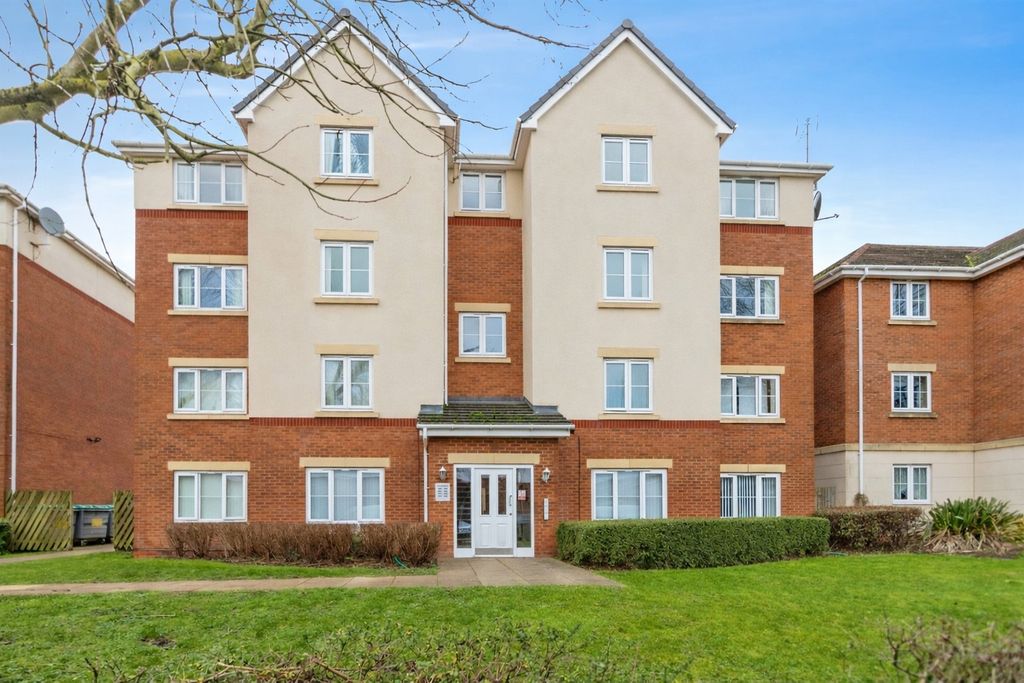 Property photo 1 of 11