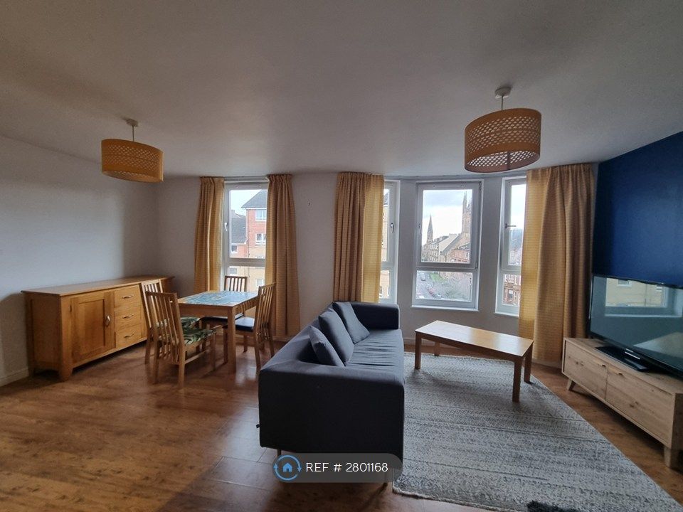 Property photo 2 of 35 Open Plan Living Room And Kitchen