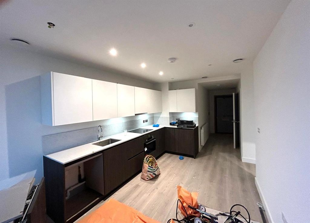 Property photo 1 of 7 3.Jpg