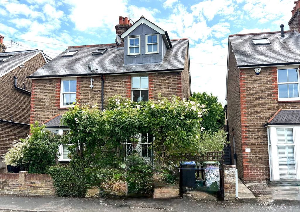 Property photo 2 of 44
