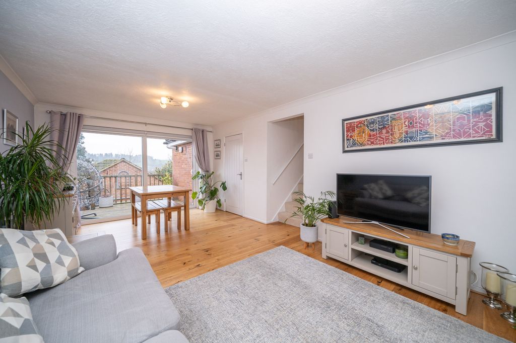 Property photo 3 of 19