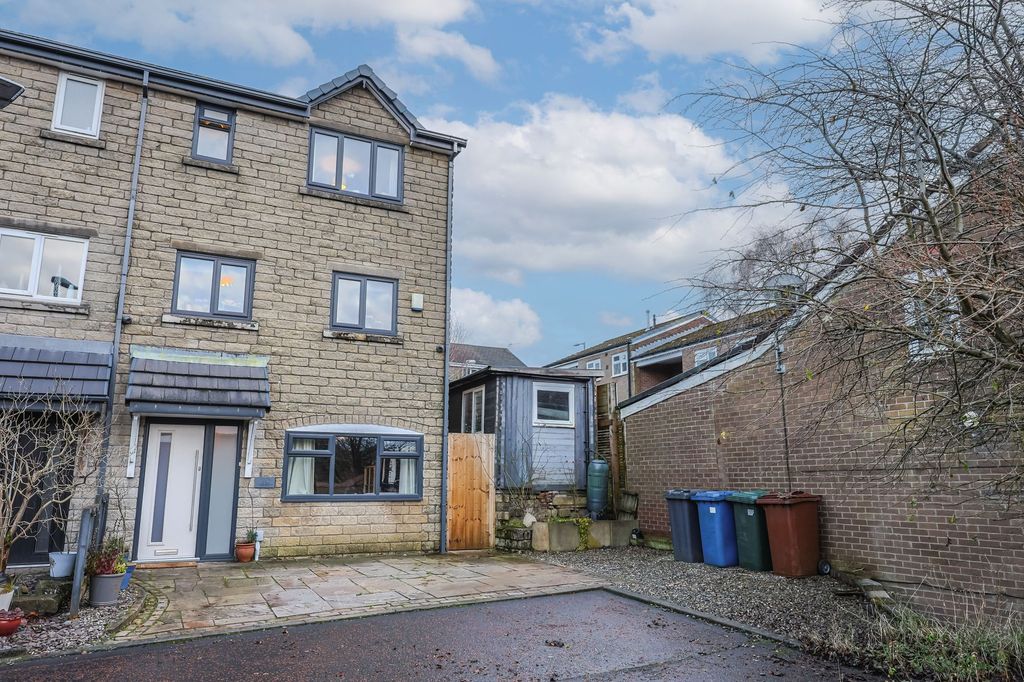 Property photo 3 of 29