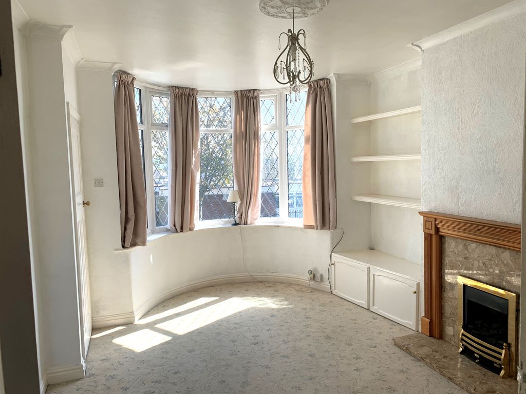 Property photo 2 of 12 Hon5