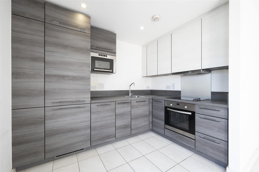 Property photo 3 of 30 File7.Jpg