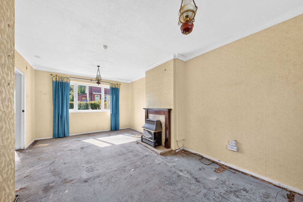 Property photo 3 of 17
