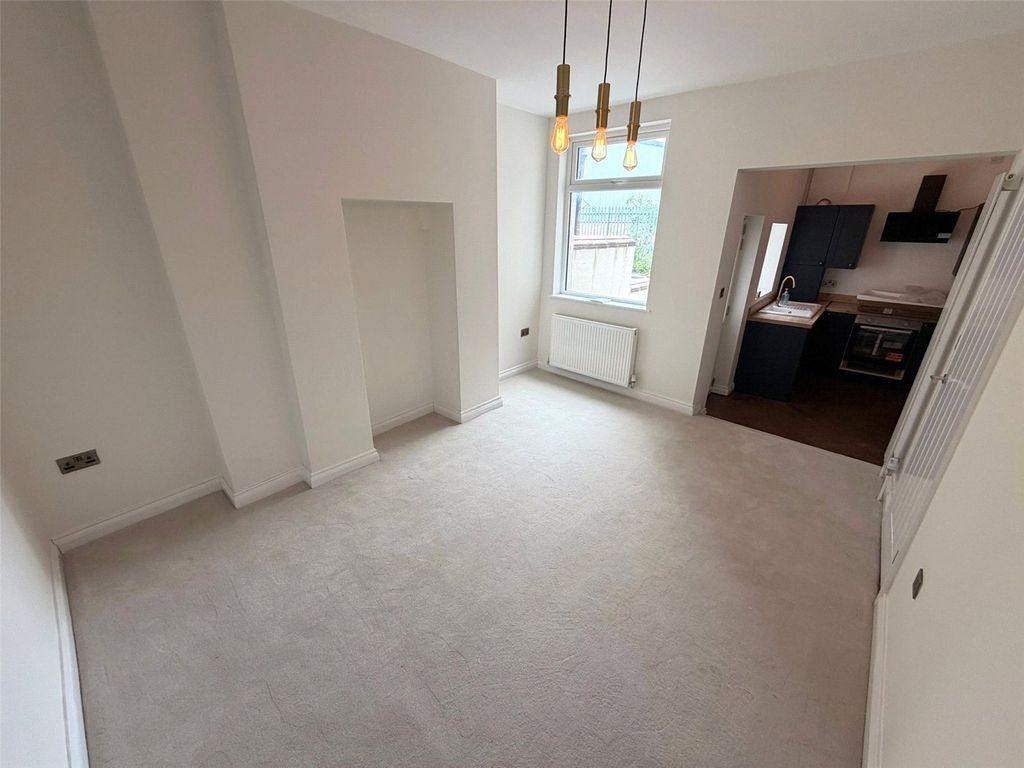 Property photo 3 of 15 Picture No. 22