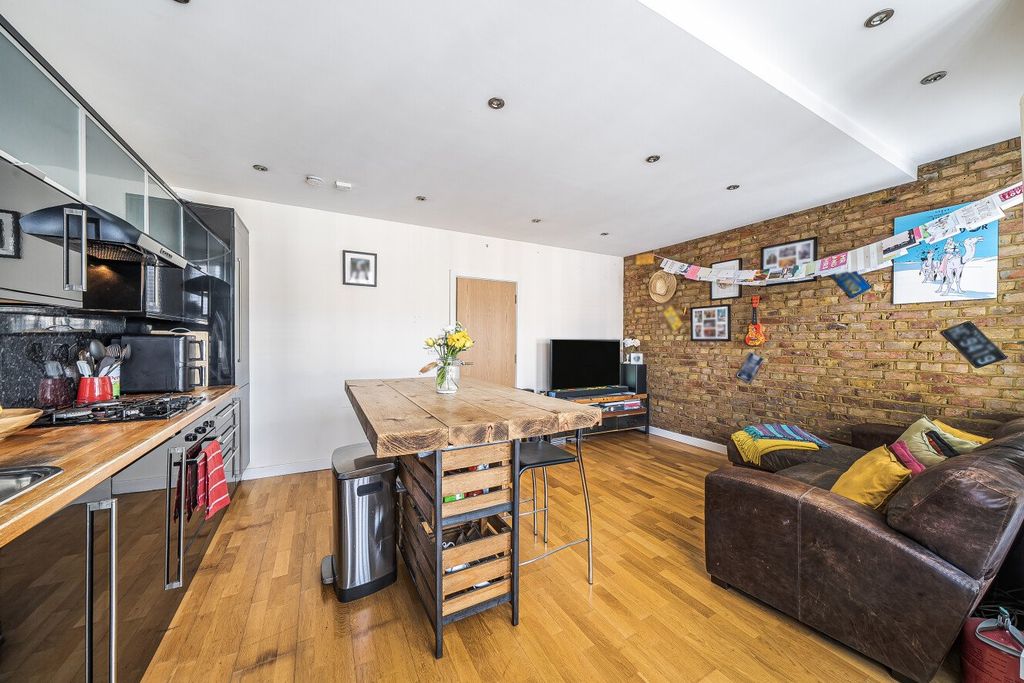 Property photo 2 of 15 Picture No. 09