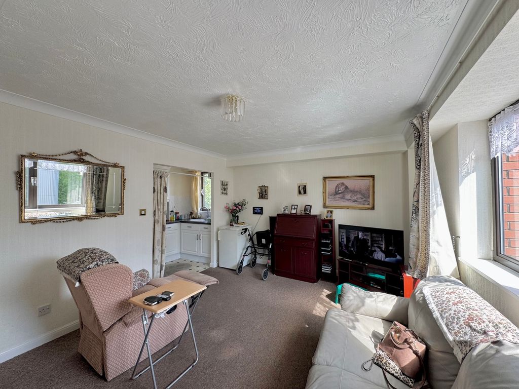 Property photo 2 of 11 Photograph