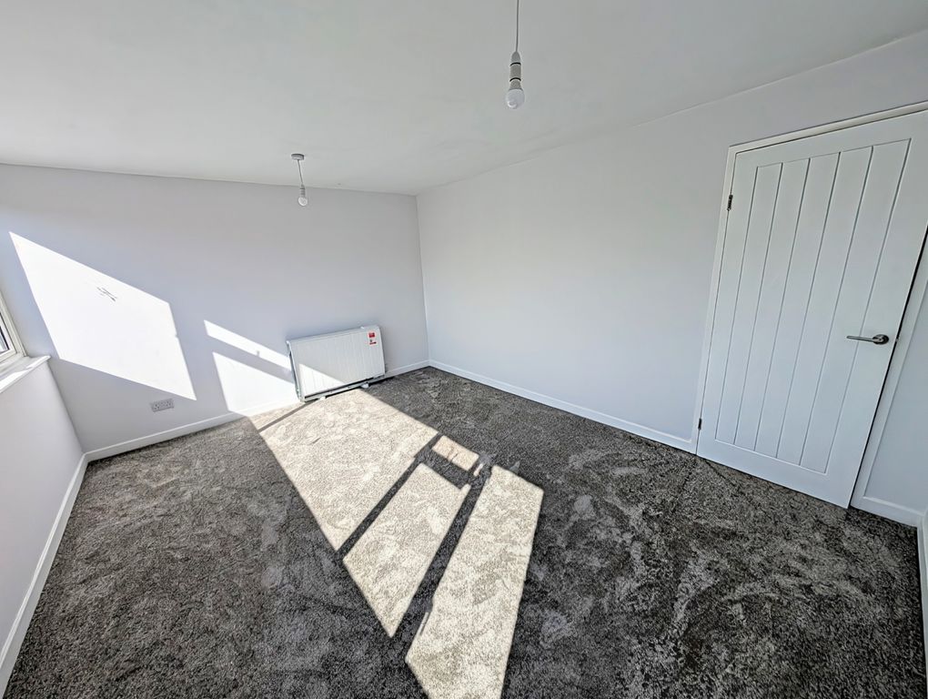 Property photo 3 of 14 Gallery