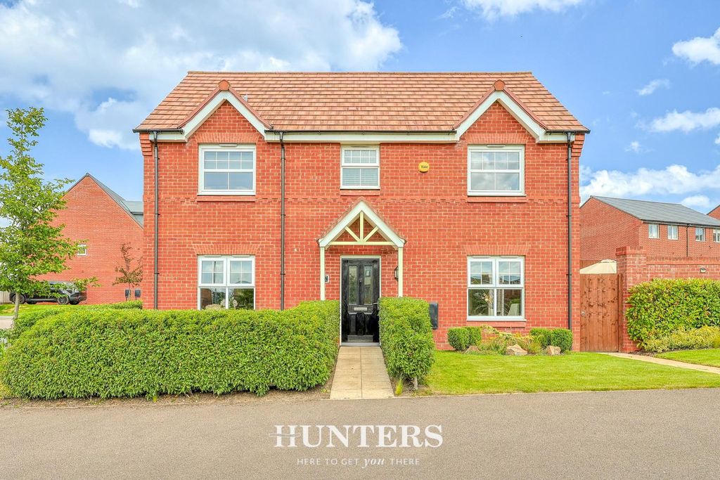 Property photo 1 of 28 Kirkfell Drive (37).Jpg