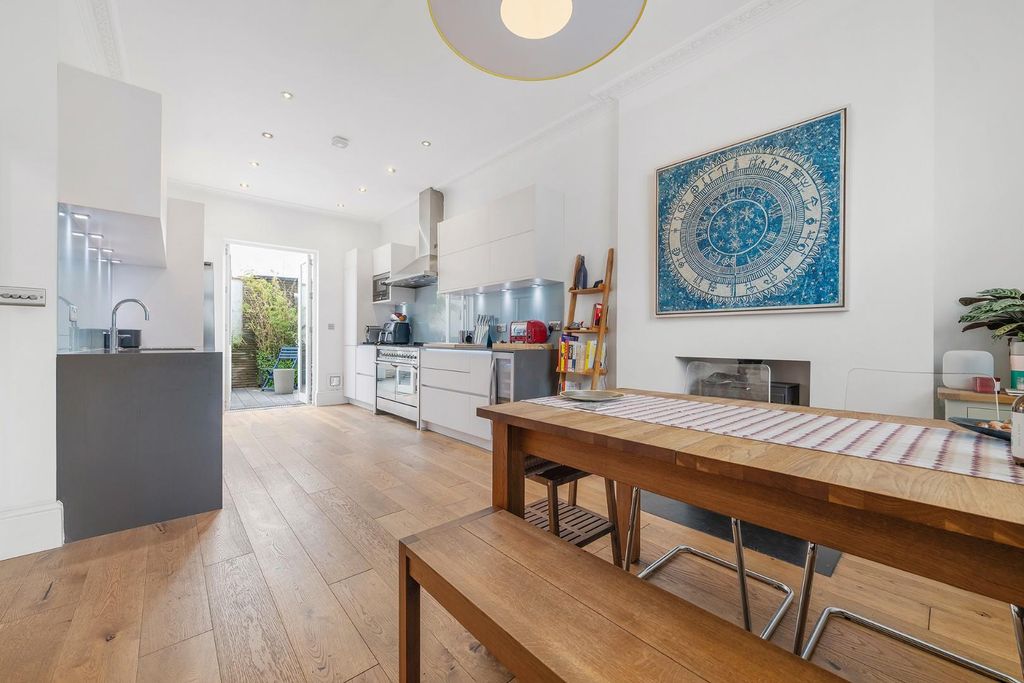 Property photo 1 of 18 Kitchen Diner (2).Jpg
