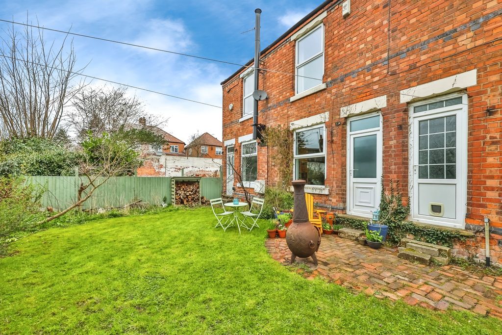 Property photo 1 of 14 Garden