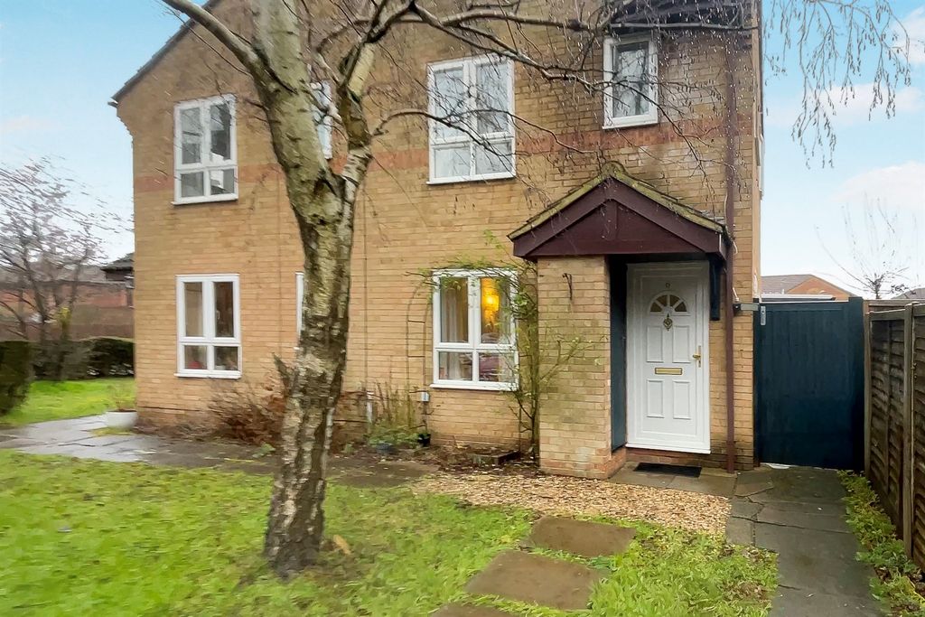 Property photo 1 of 12