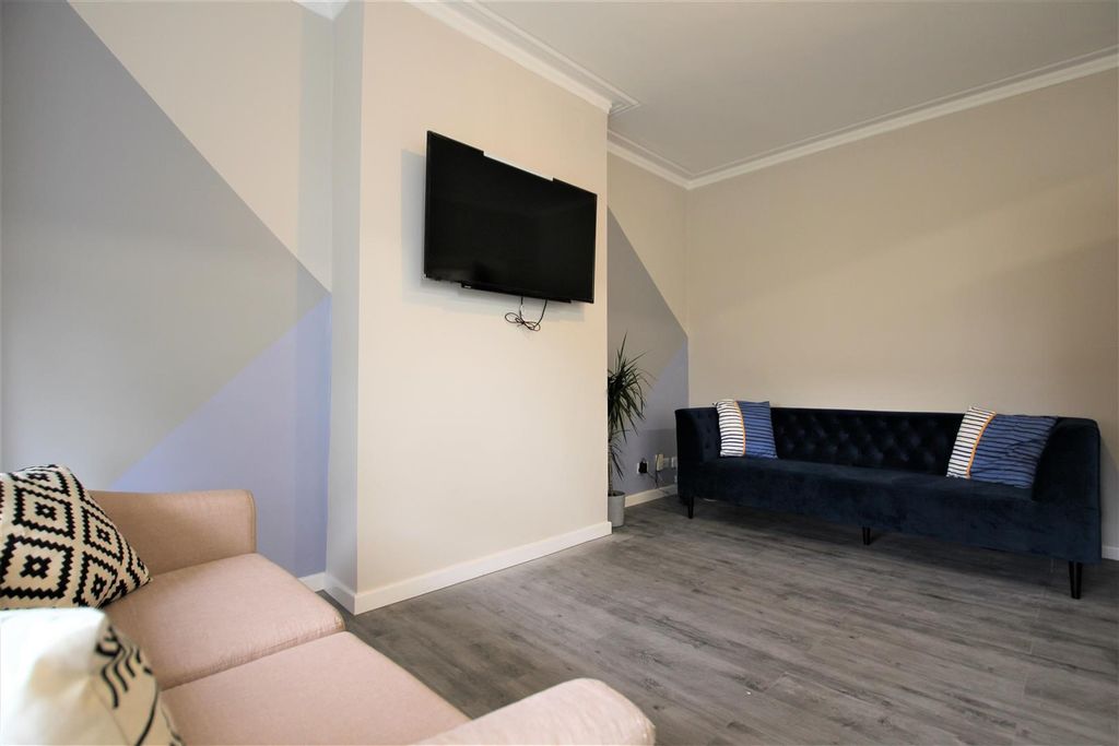 Property photo 1 of 12 Img_7484.Jpg