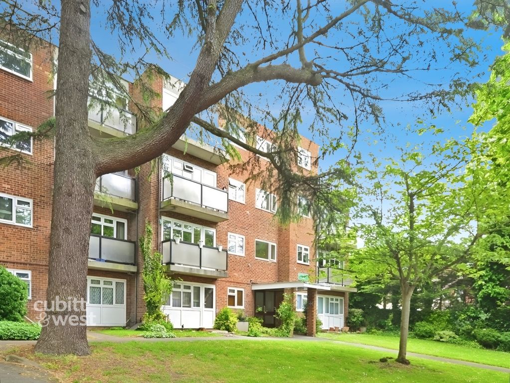 Property photo 1 of 10 20145E06-x1