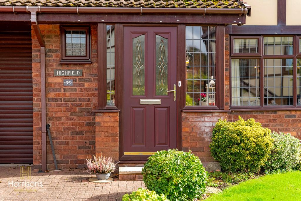 Property photo 3 of 35 5566977