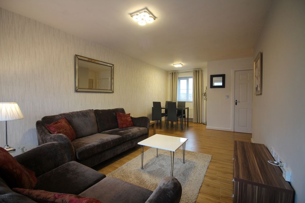 Property photo 3 of 11 Lounge/Dining Room