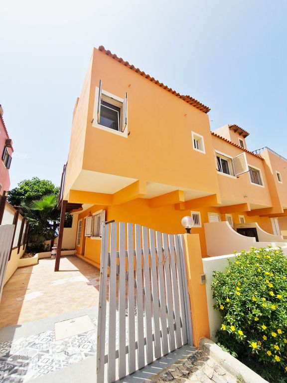 Property photo 1 of 10 Building: Praia Antonio Sousa, Santa Maria: Stand Alone 2/3 Bed Duplex For Sale