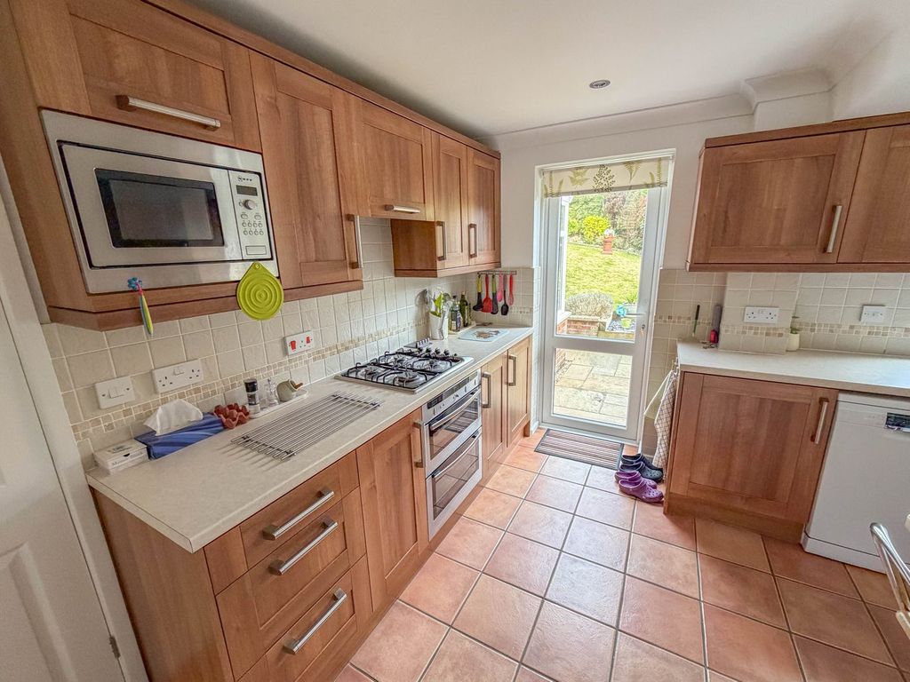 Property photo 3 of 20