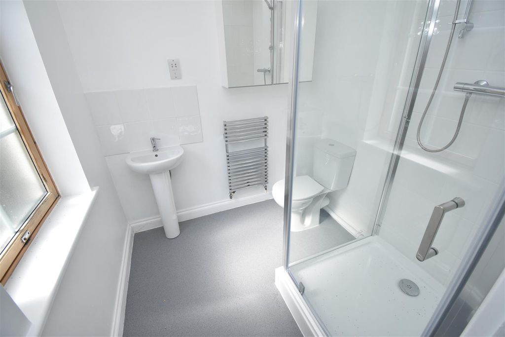 Additional image 11 of 2 bed flat for saleLower Burlington Road, Portishead. BS20