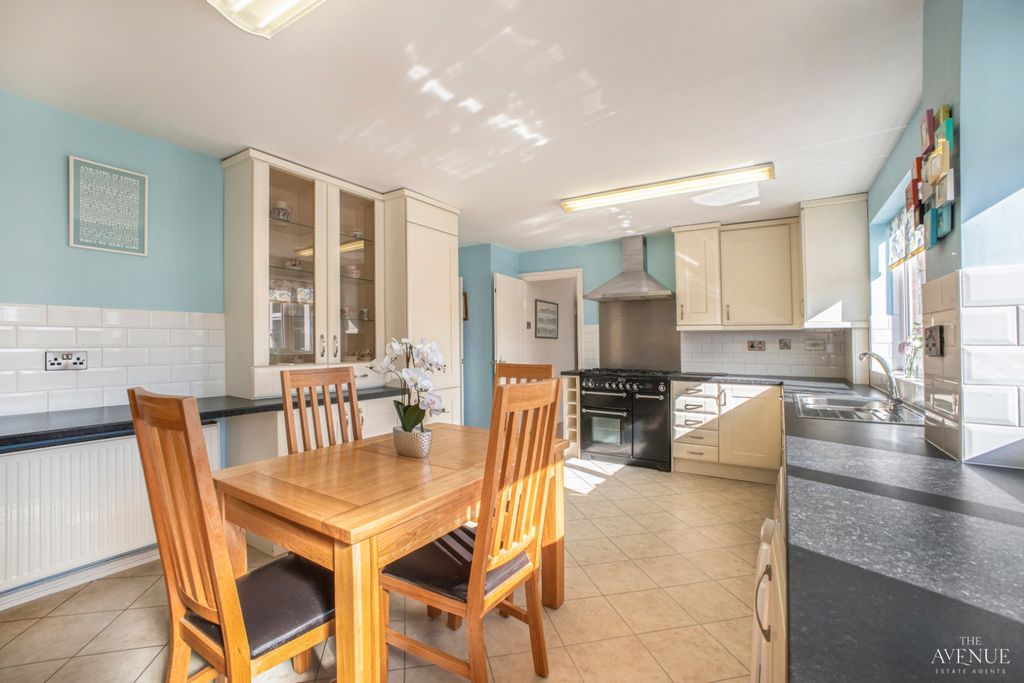 Property photo 1 of 30 3583300