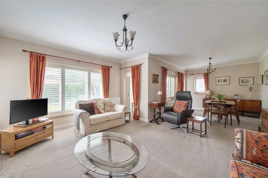 Property photo 2 of 22 Picture No. 10