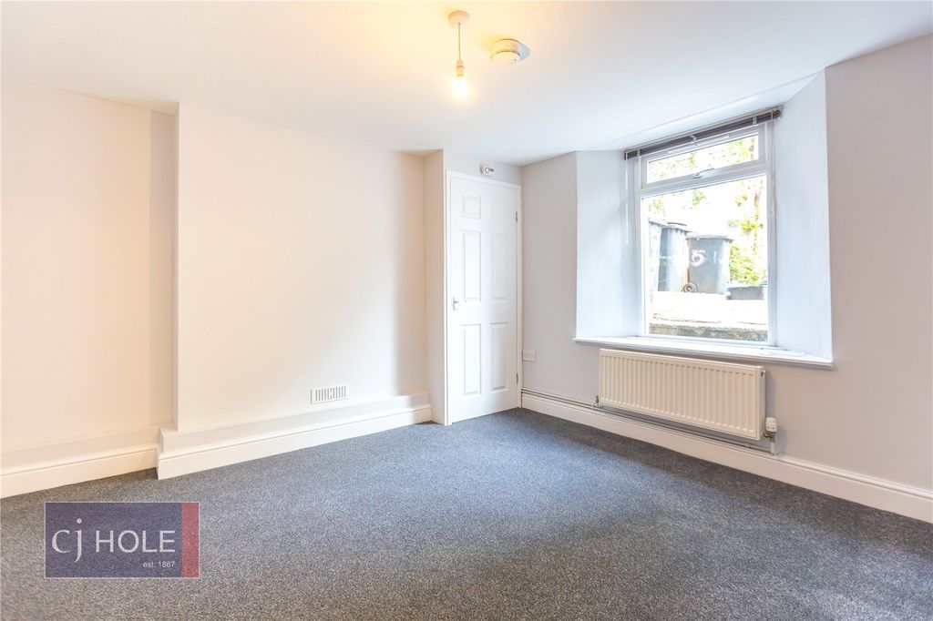 Property photo 3 of 10 Picture No. 27