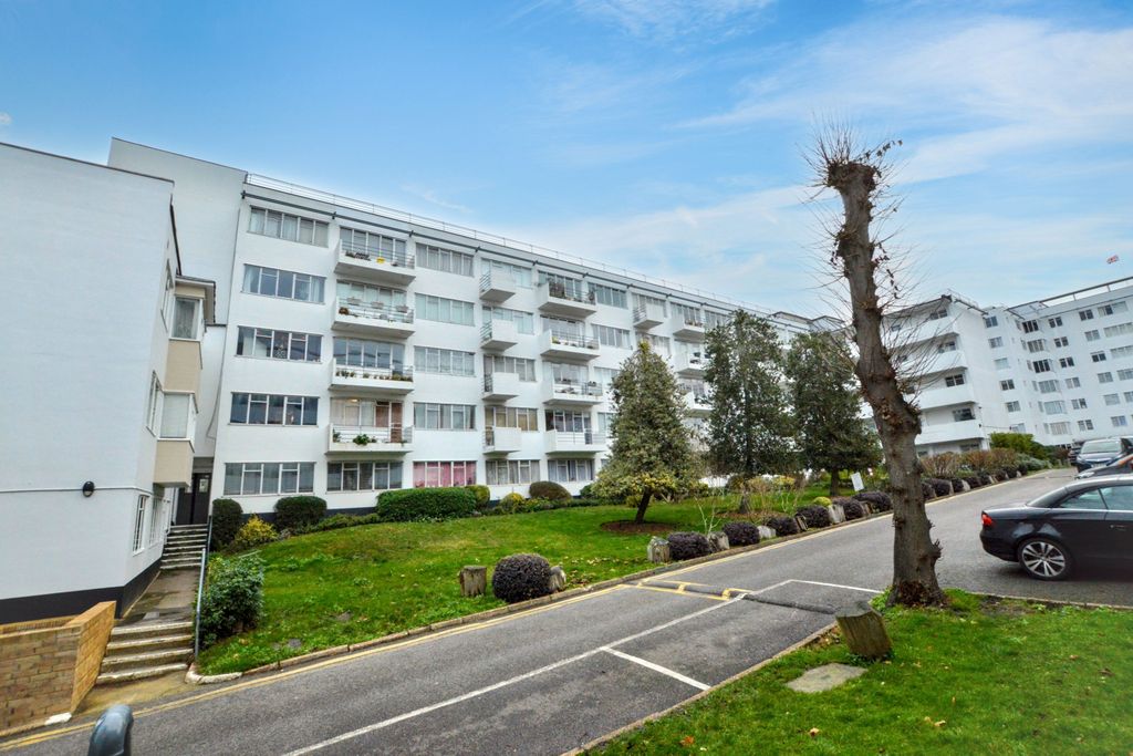 Property photo 1 of 15 54 Pullman Court, Streatham Hill, Streatham, London Sw2 4st