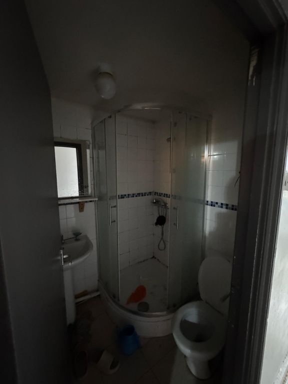 Property photo 3 of 24 Gallery