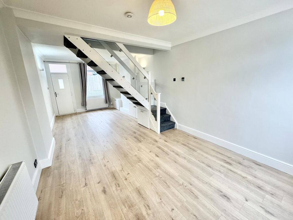 Property photo 2 of 10 Living Dining Room