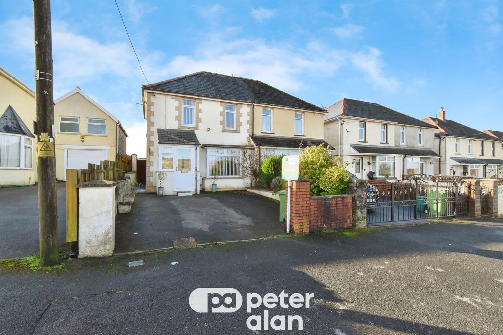 Property photo 3 of 20