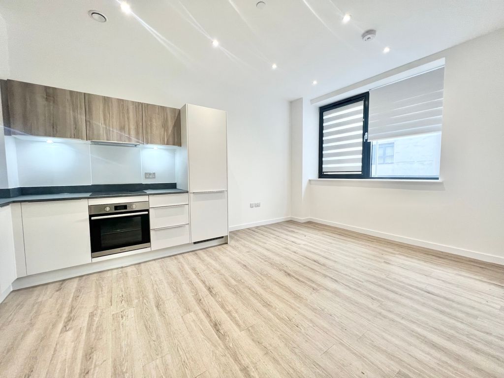 Property photo 2 of 5 Living Room