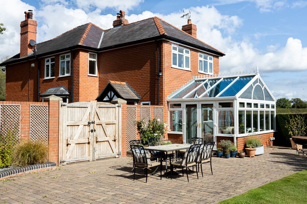 Property photo 2 of 49