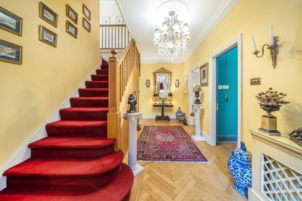 Property photo 3 of 7