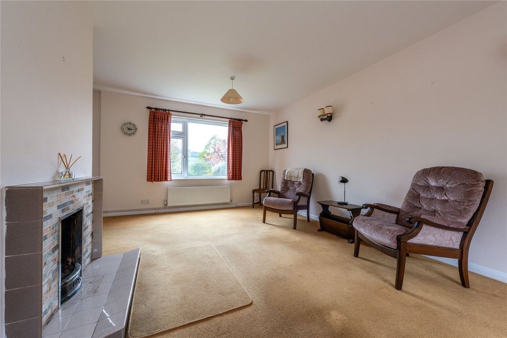 Property photo 2 of 14 Picture No. 05