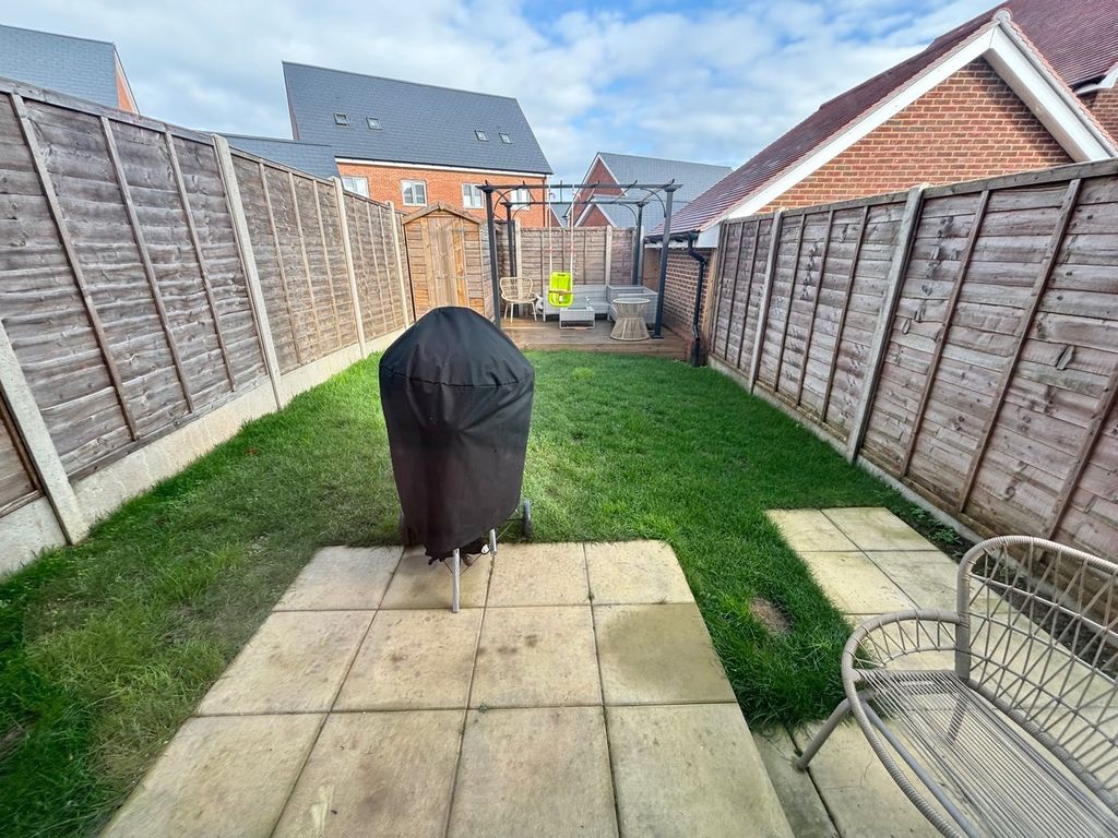 Property photo 2 of 9