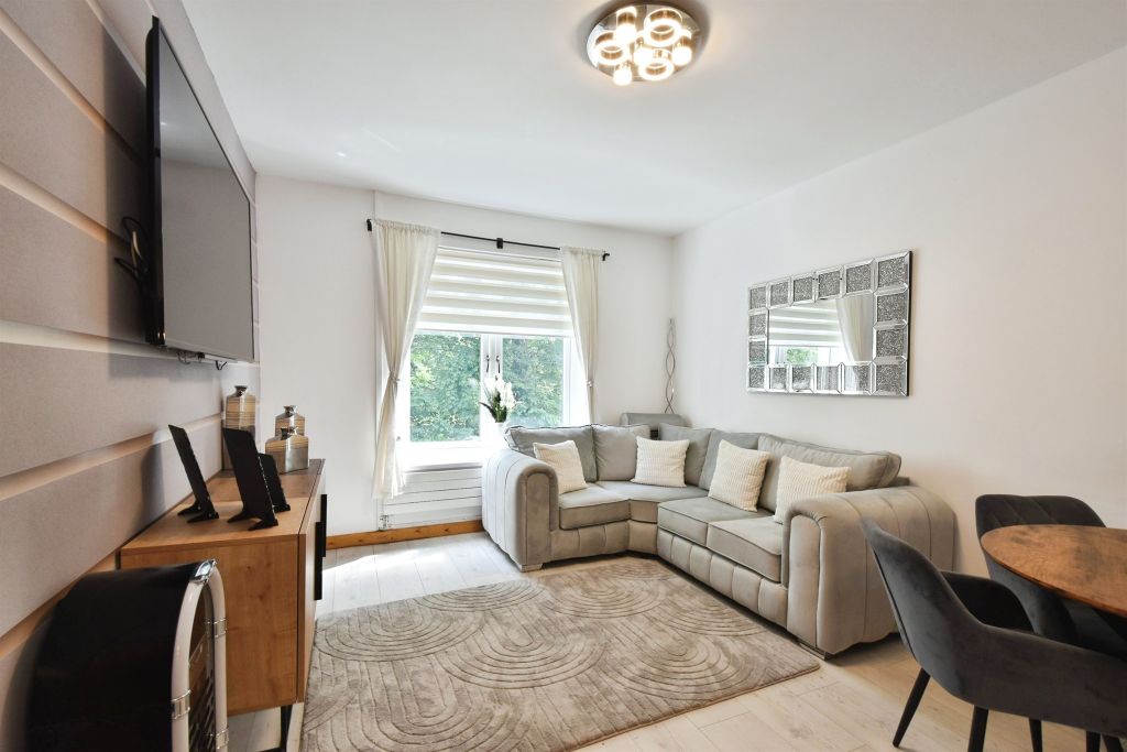 Property photo 2 of 45