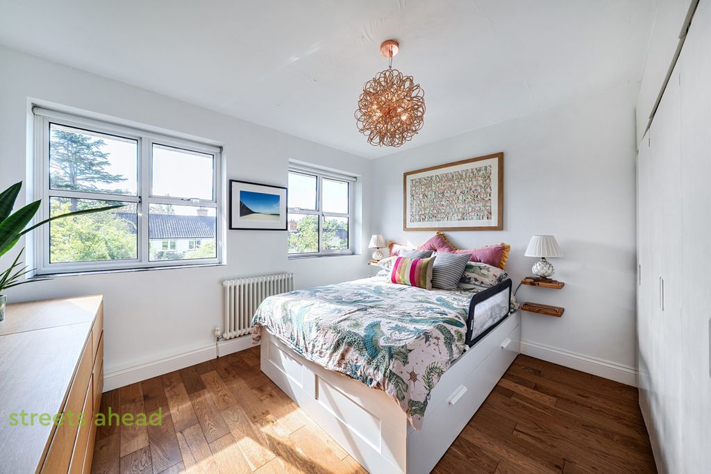 Property photo 3 of 21 5641d97d-23B7-419...