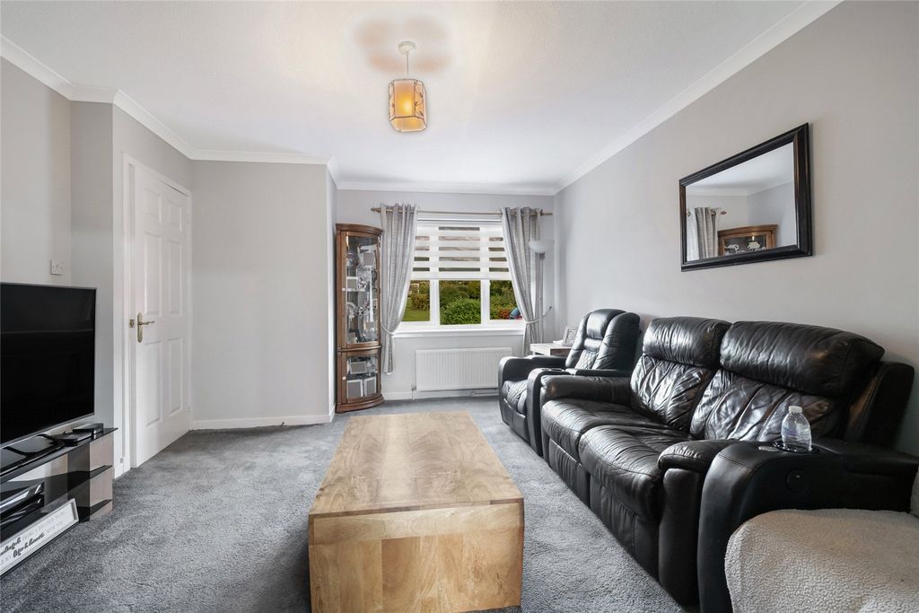 Property photo 2 of 26 Picture No. 04