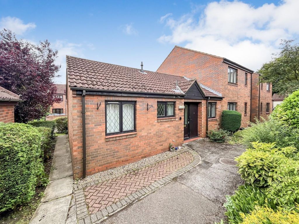 Property photo 1 of 13 Front View 2.Jpg