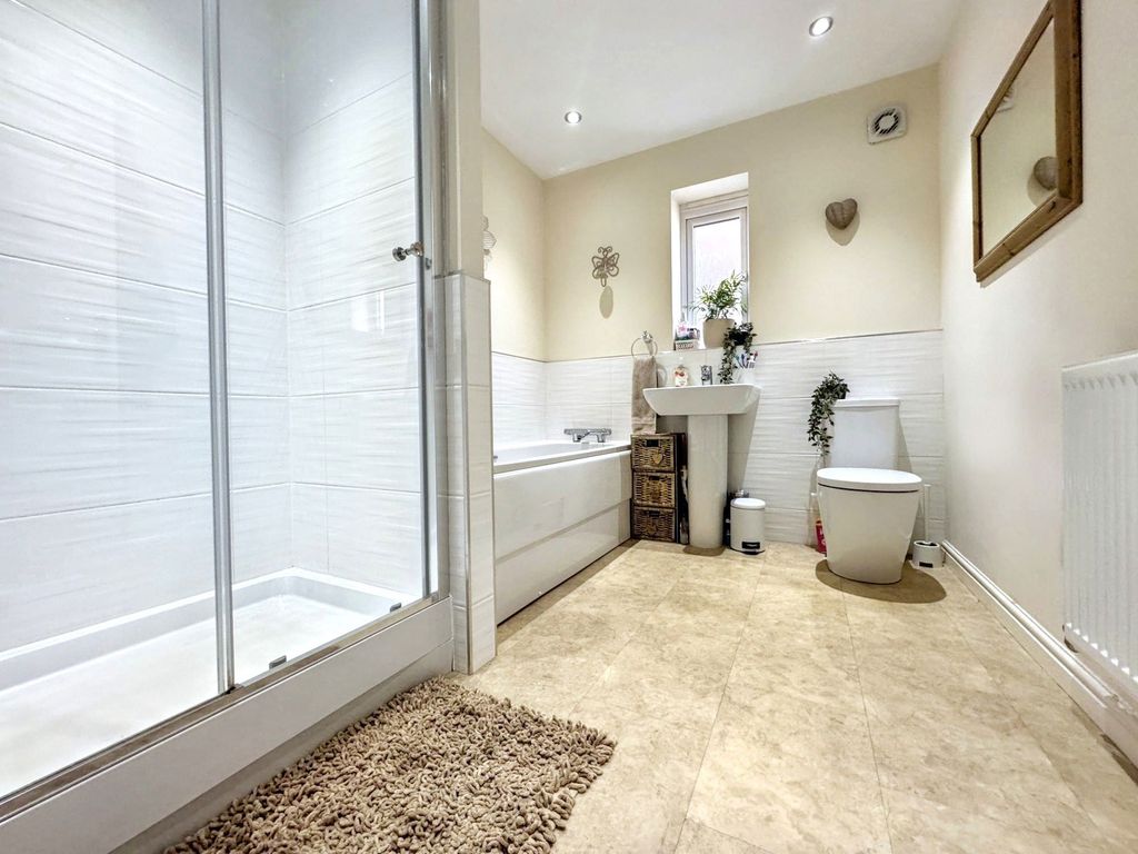 Additional image 27 of 5 bed detached house for saleCresta View, Houghton Le Spring DH5