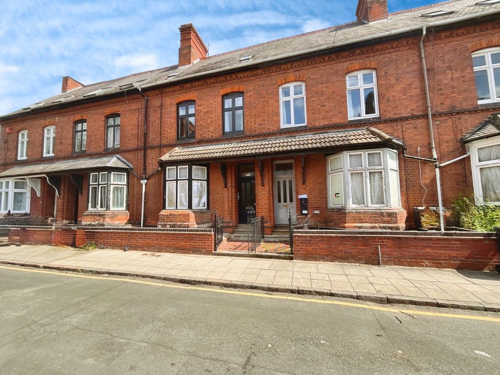 Property photo 2 of 9