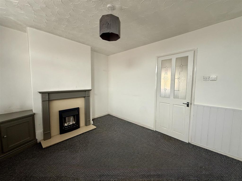 Property photo 2 of 7 Img_1729.Jpg