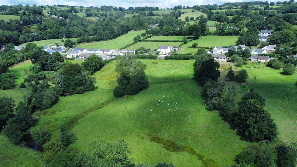 Property photo 2 of 65 The Land