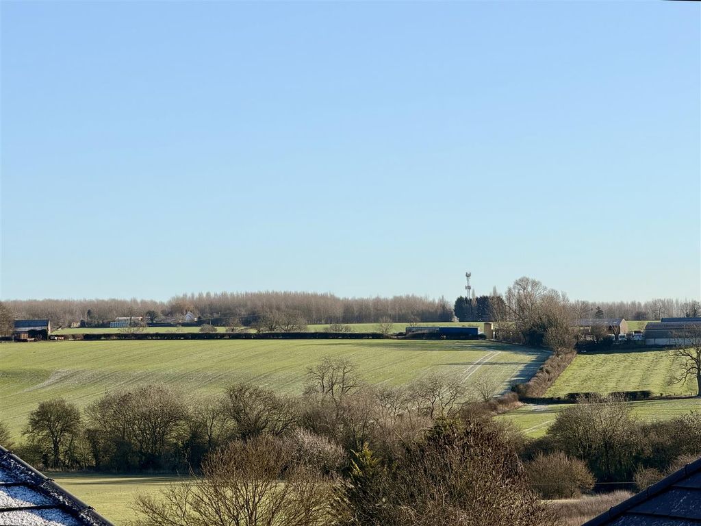 Property photo 2 of 23 2