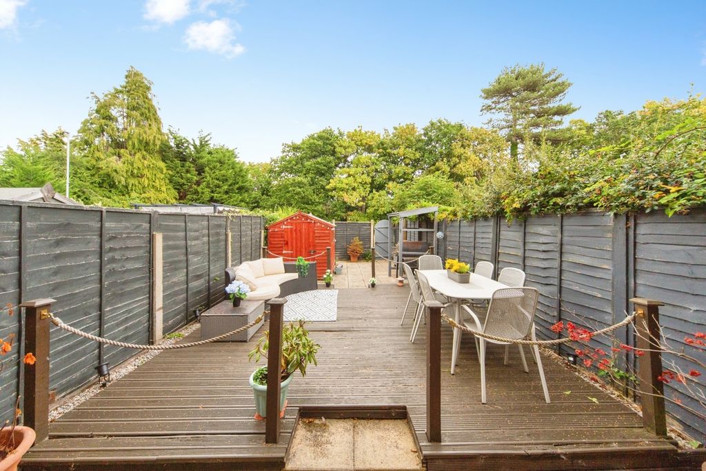 Property photo 2 of 17 Pbox-Img.Jpg