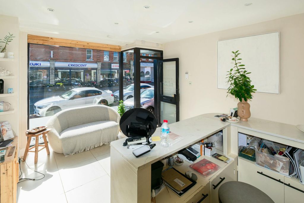 Property photo 3 of 12 5.Jpg